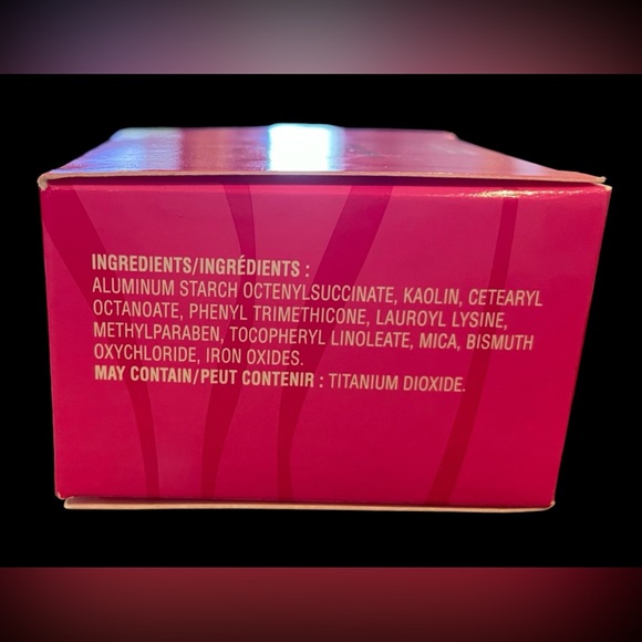 Mary Kay Signature Loose Powder - Picture 8 of 8